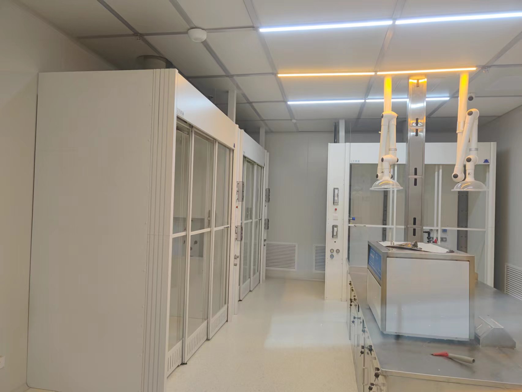 实验室洁净工程.jpg
